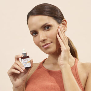 AVÈNE VITAMIN ACTIV Cg korektivni serum za sijaj kože 30 ml - slika 15